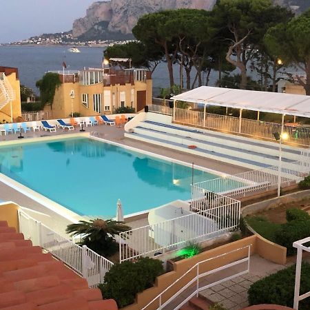 Ashur Apartments Mondello Exterior photo