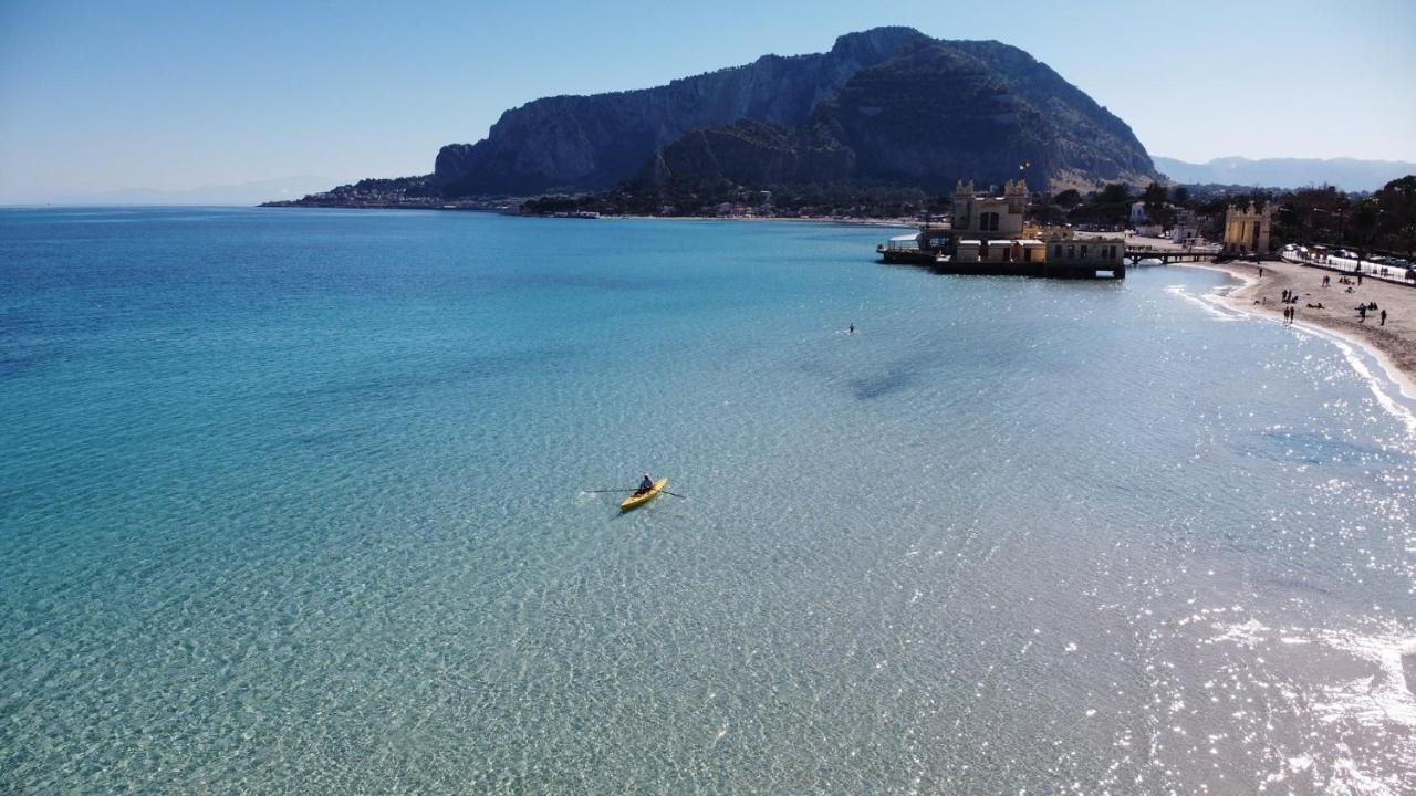Ashur Apartments Mondello Exterior photo