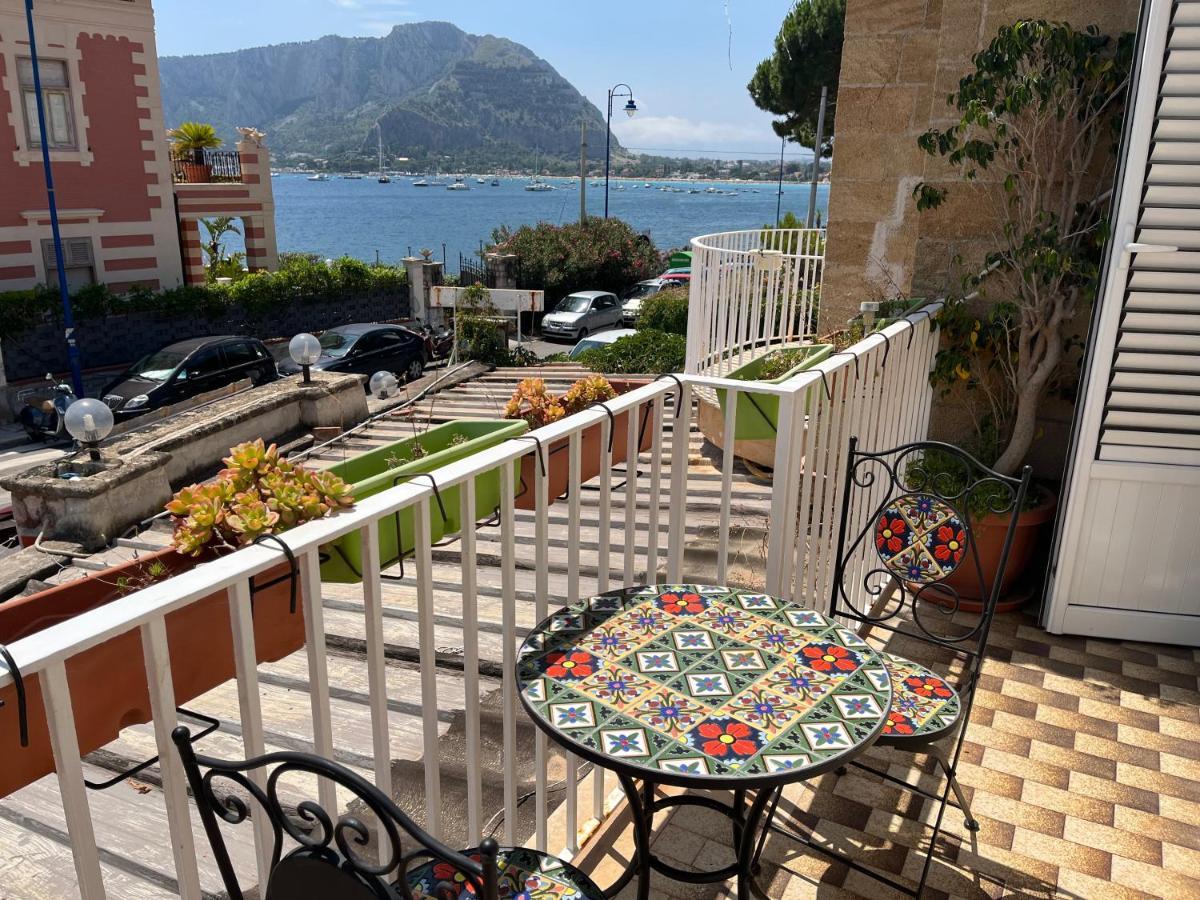 Ashur Apartments Mondello Exterior photo