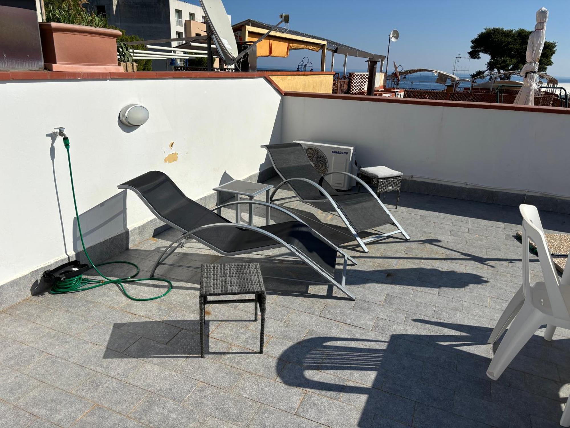 Ashur Apartments Mondello Exterior photo