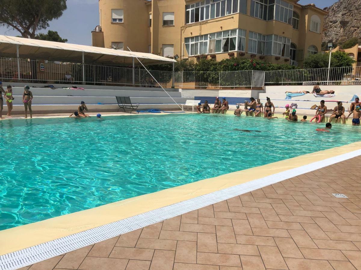 Ashur Apartments Mondello Exterior photo